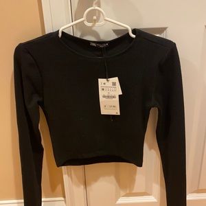 Black Zara long sleeve. Never worn.